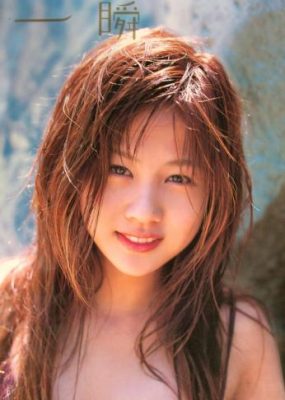 2007.05.26 新垣里沙写真集《一瞬》 (Photobook+DVD)