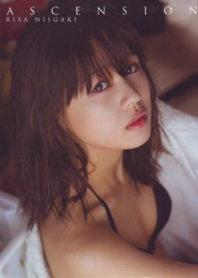 2012.04.27 新垣里沙写真集《ASCENSION》(Photobook+DVD)