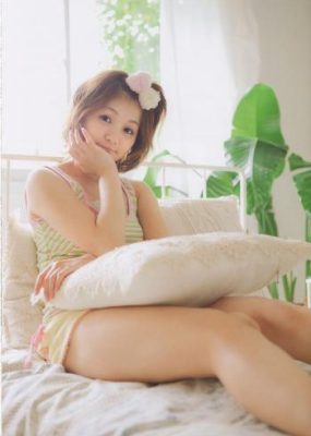 光井愛佳1stソロ写真集 愛佳【81P+1V/444M】